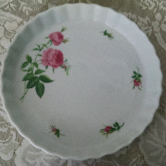 Vintage Christine Holm  Ceramic Pie Plate 9.5" - Picture 1 of 2